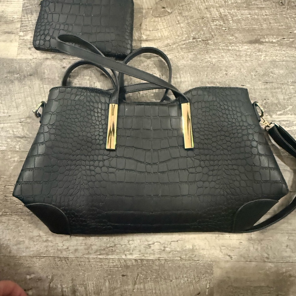 Elegant Black Crocodile-Embossed Handbag